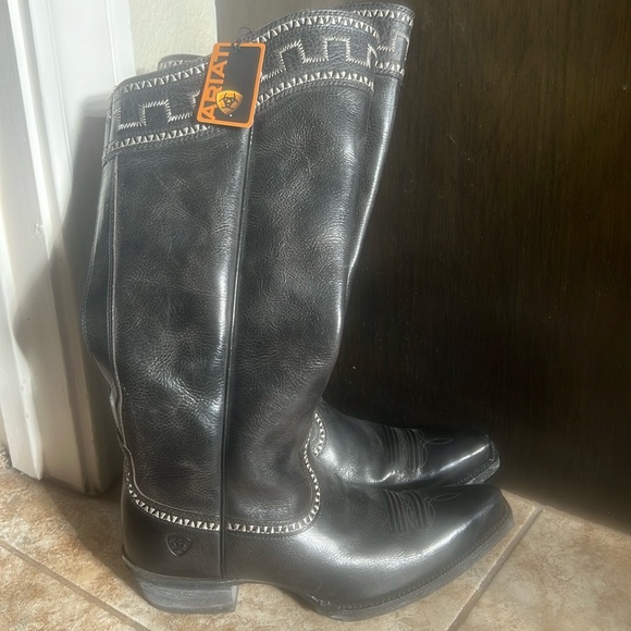 Women’s Ariat Cowboy boots